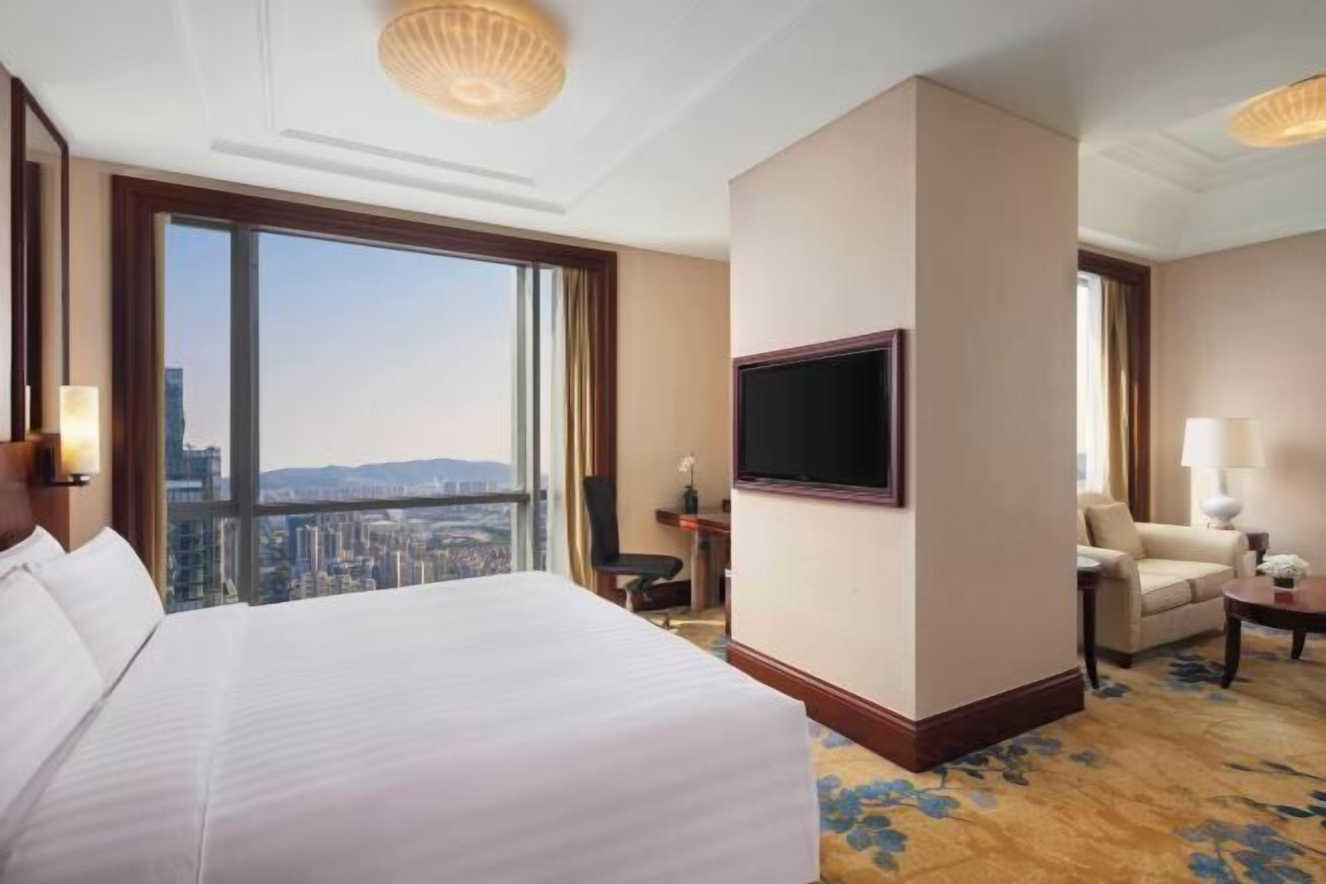 In-room safe, desk, blackout drapes, soundproofing