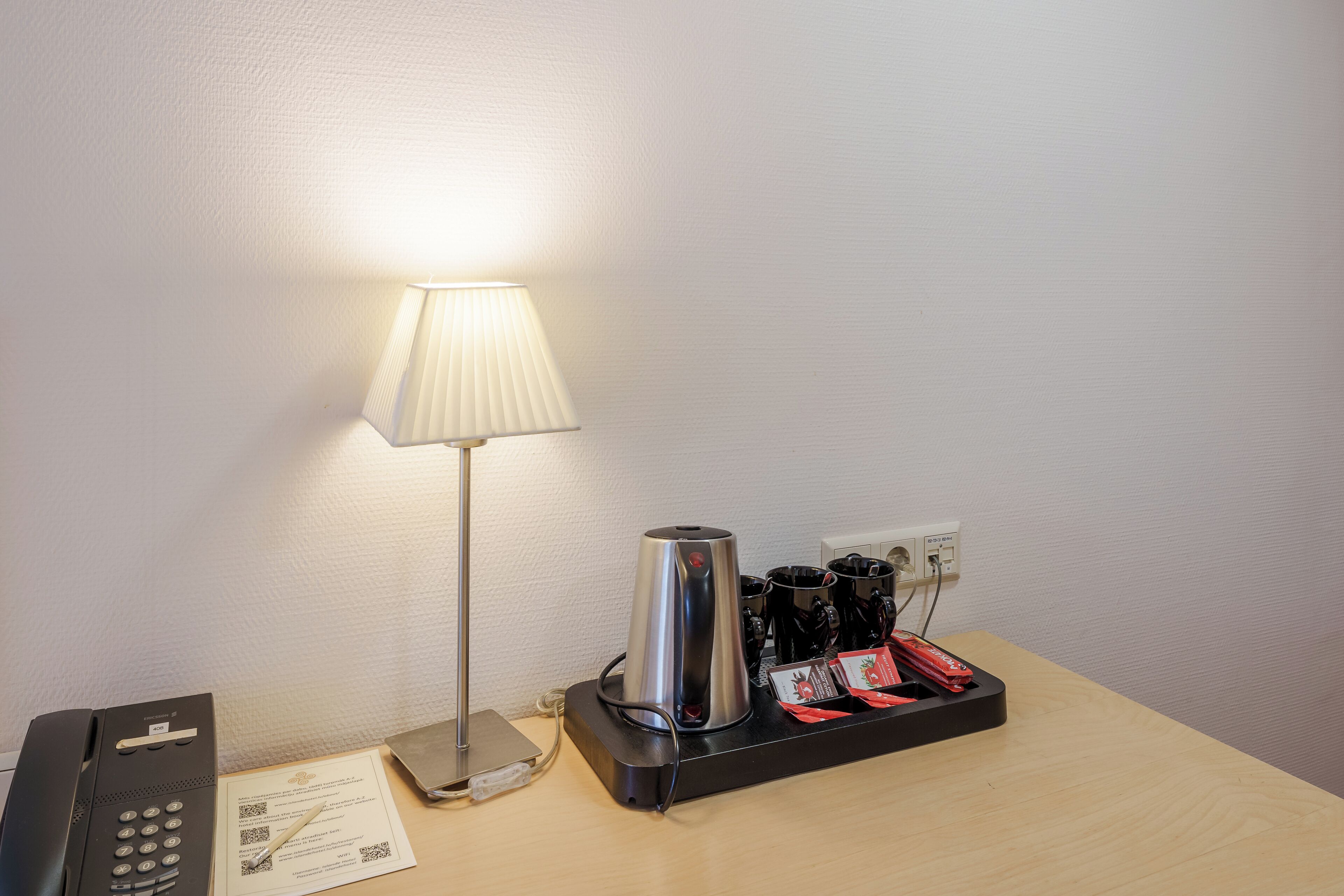 triple room | hypo-allergenic bedding, minibar, in-room safe, desk