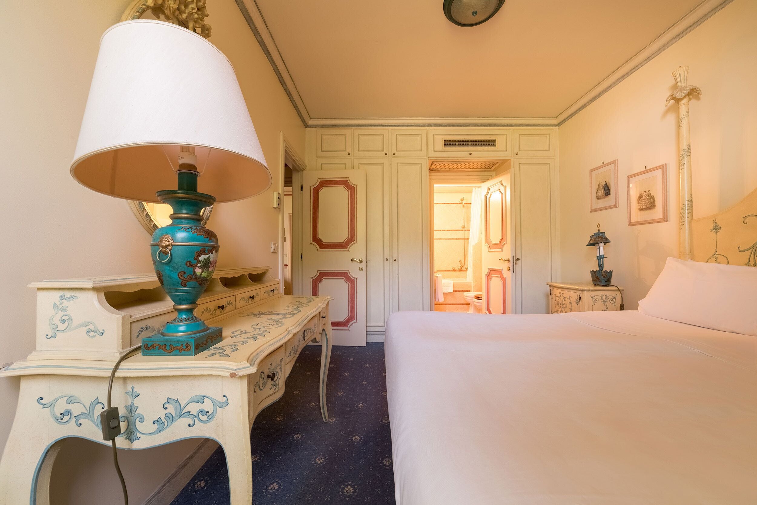 Desk, free WiFi, bed sheets