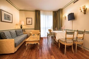 Desk, free WiFi, bed sheets - DB Villas Le Ville del Lido Resort (Venice)