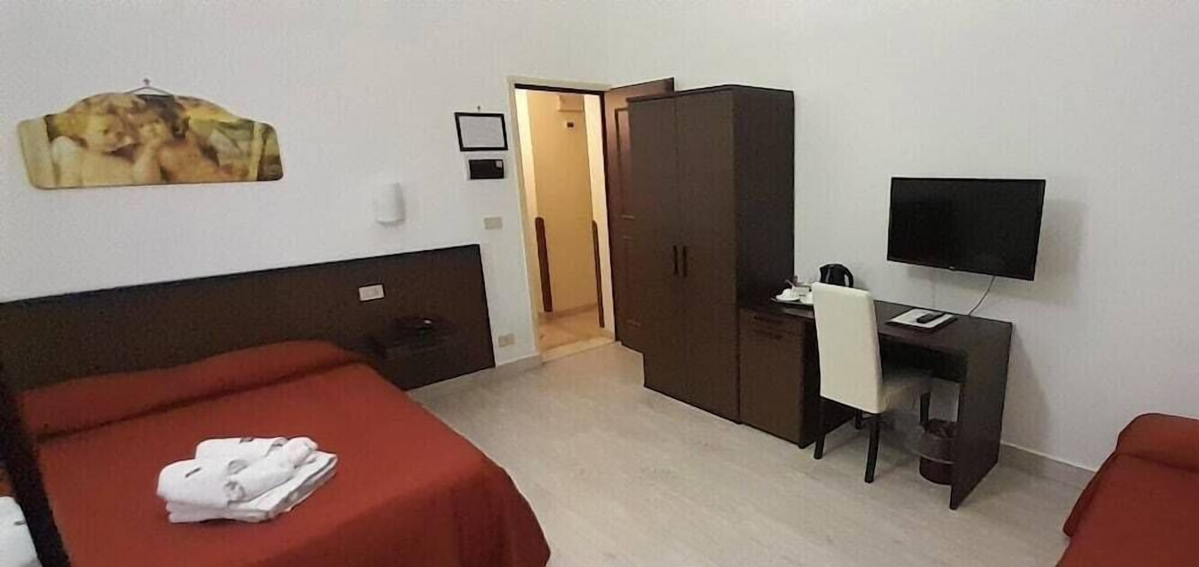 Minibar, in-room safe, desk, blackout drapes