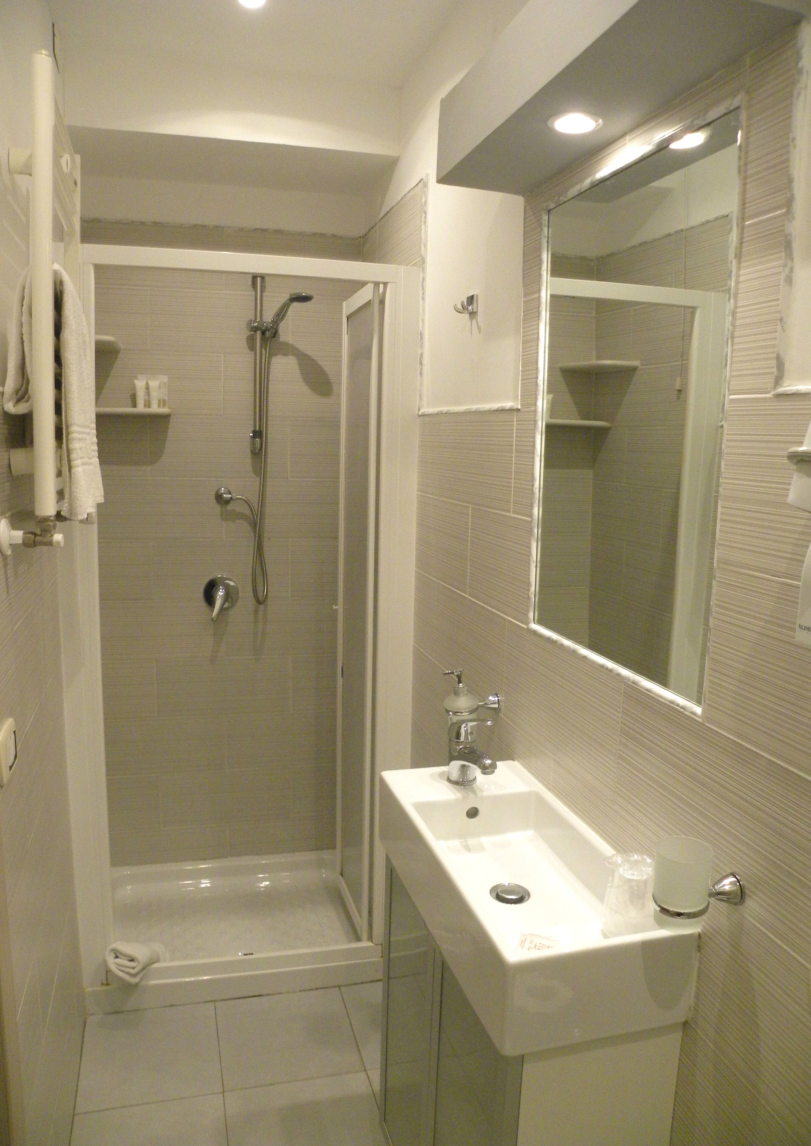 Photo - Hotel Tonic