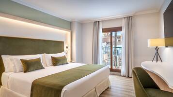 Peralatan tempat tidur premium, tilam berlapik, bar mini