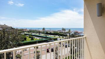 Deluxe Double or Twin Room, Sea View | View from room