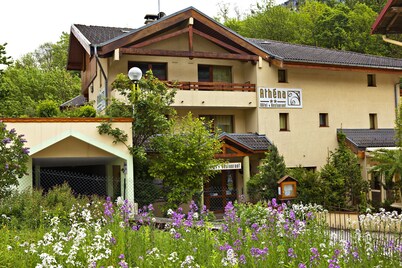 Hotel Athena