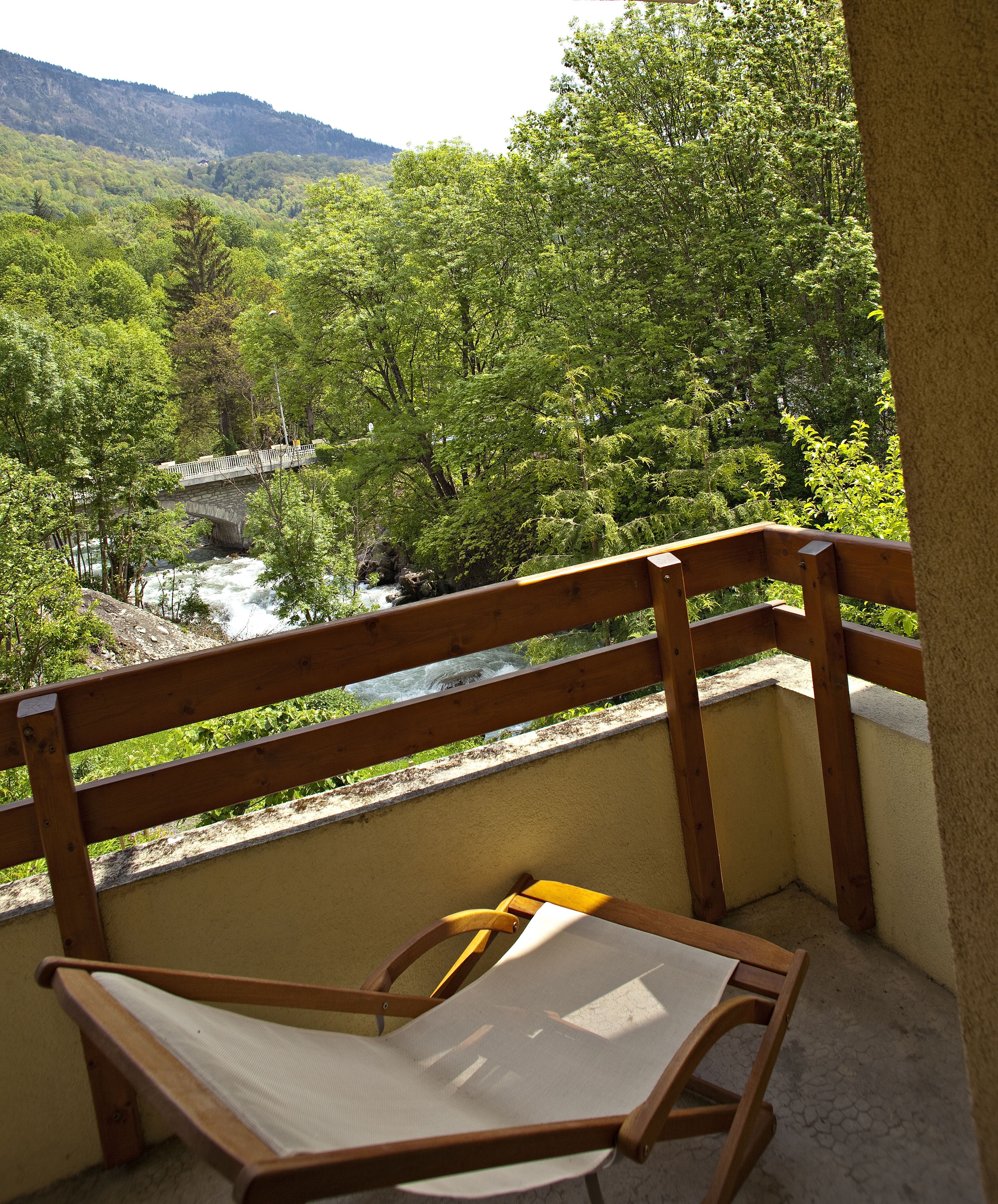 classic room, 1 to 2 persons | desk, blackout curtains, soundproofing, iron/ironing board