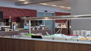 Colazione a buffet inclusa, servita tutte le mattine
