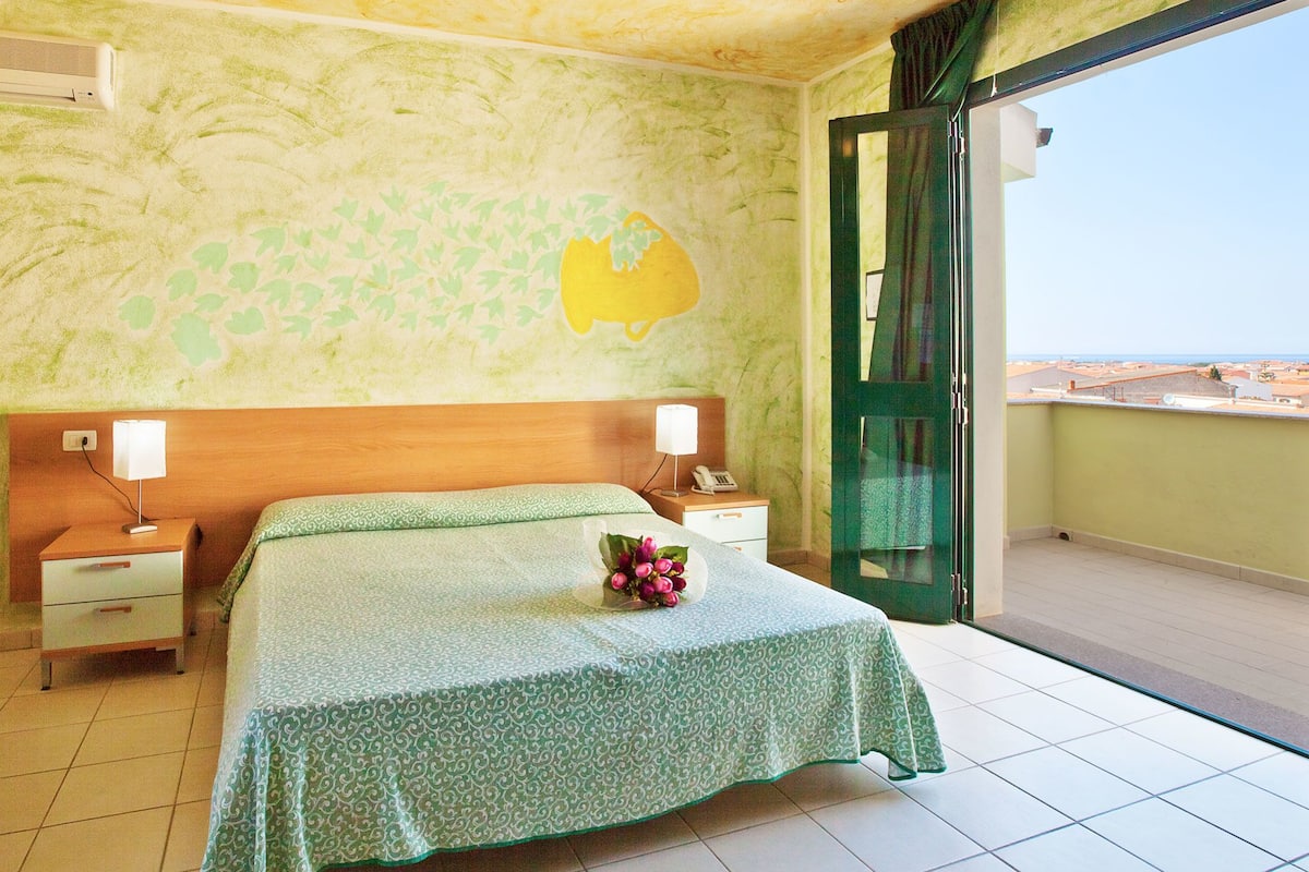 desk, blackout curtains, cots/infant beds, free wifi