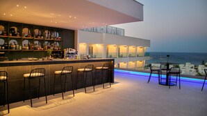 Bar (on property) - Atlantica Aqua Blue (Paralimni)