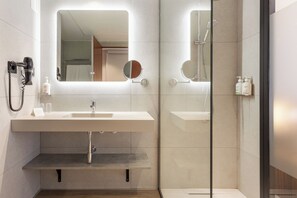 Free toiletries, hair dryer, bidet, towels -  DWO Sirius -Adults Only (Santa Susanna)