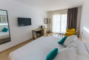 Literie de qualité supérieure, couette en duvet d'oie, minibar