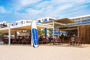 Beach bar -  DWO Sirius -Adults Only (Santa Susanna)