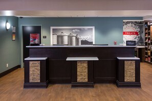 Reception - Hampton Inn & Suites Jamestown (Jamestown)
