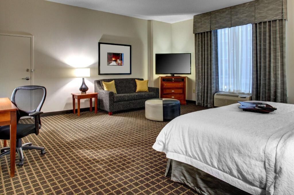 Down comforters, in-room safe, desk, iron/ironing board