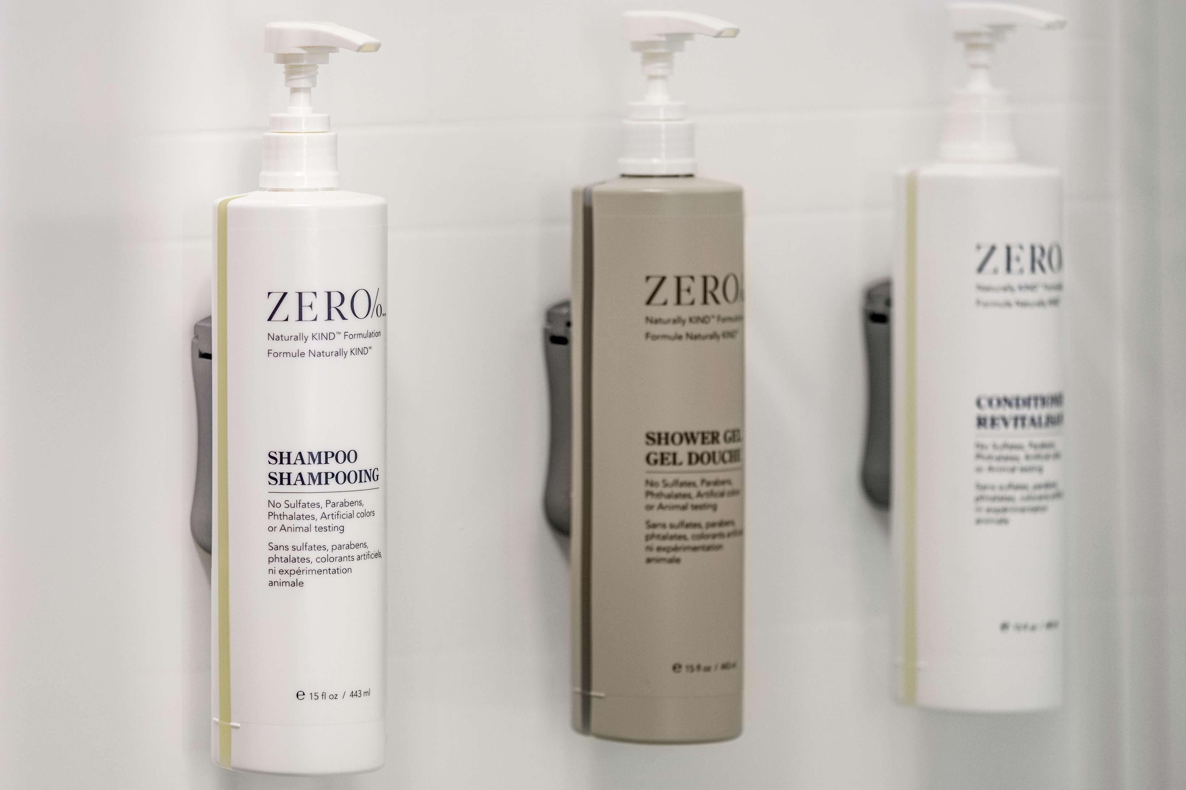 combined shower/bathtub, free toiletries, hair dryer, towels