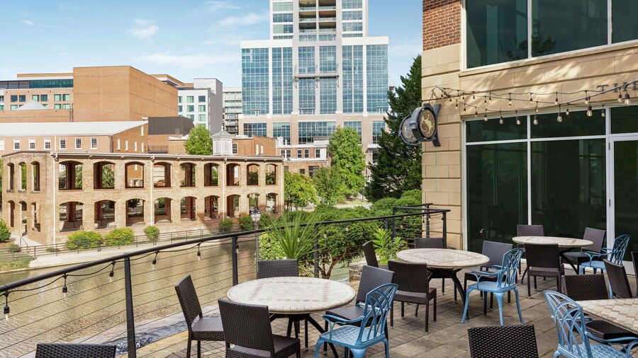 Hampton Inn & Suites Greenville-Downtown-RiverPlace