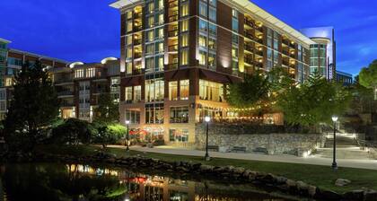 Hampton Inn & Suites Greenville-Downtown-RiverPlace