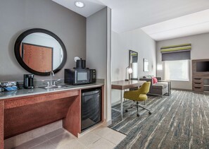 Egyptian cotton sheets, premium bedding, down comforters - Hampton Inn & Suites-Dallas Allen (Allen)