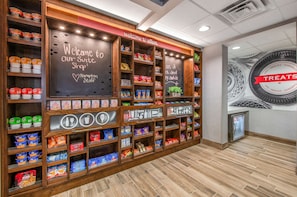 Snack bar - Hampton Inn & Suites-Dallas Allen (Allen)