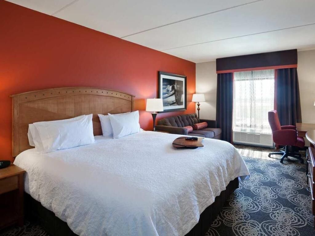 Egyptian cotton sheets, premium bedding, down duvets