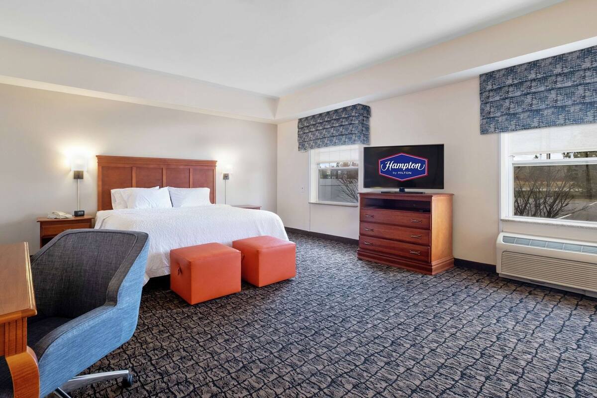 Hypo-allergenic bedding, down comforters, desk, laptop workspace