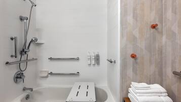 Amenidades de baño gratuitas, secadora de cabello, toallas, jabón