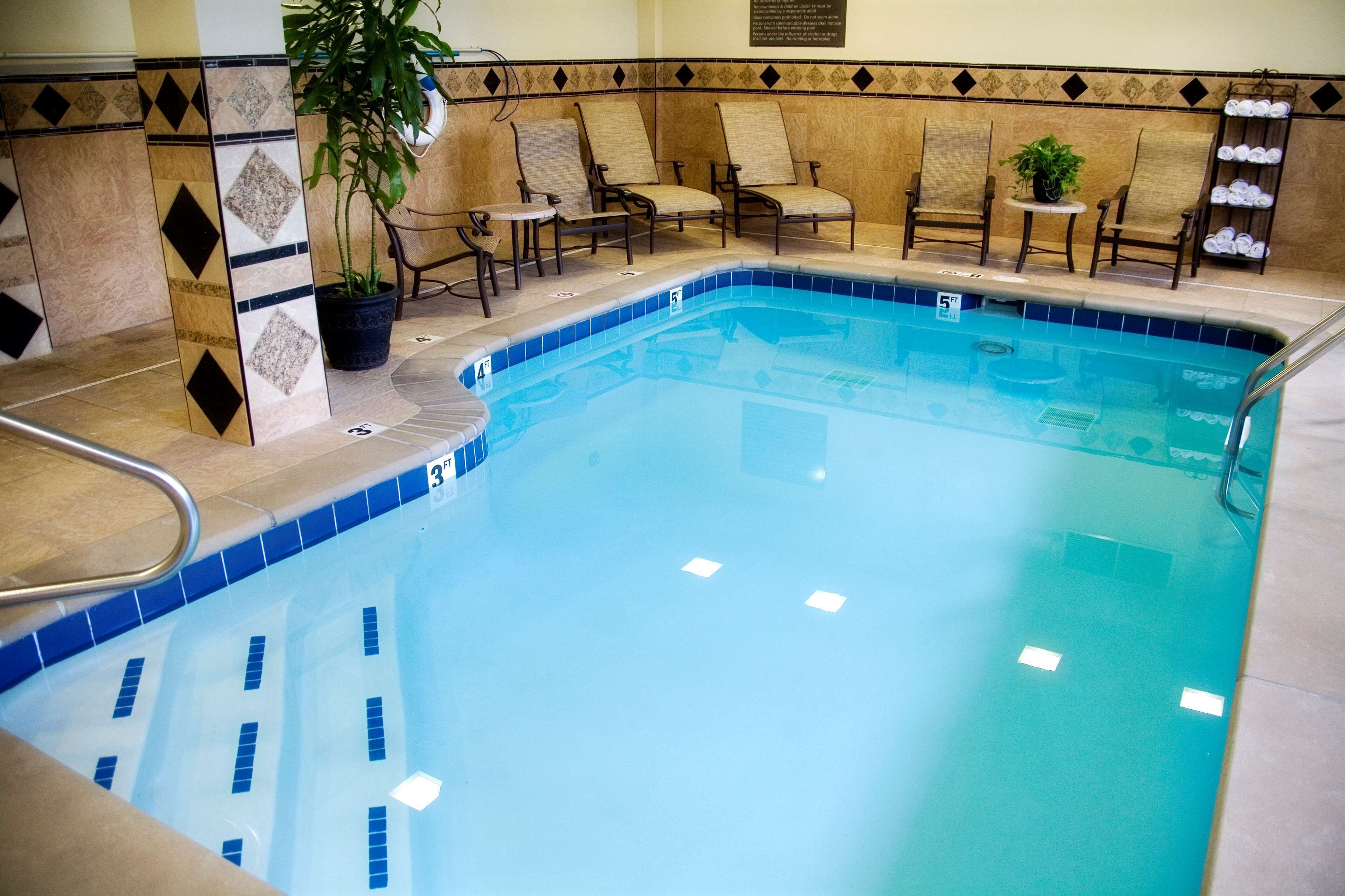 indoor pool, pool loungers