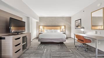 Studio Suite, 1 King Bed, Non Smoking | In-room safe, desk, iron/ironing board, free WiFi