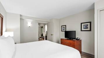1 bedroom, hypo-allergenic bedding, in-room safe, desk