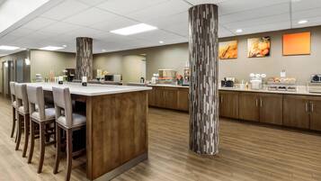 Free daily full breakfast