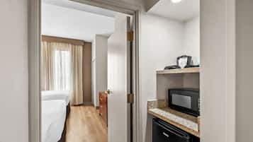 1 bedroom, hypo-allergenic bedding, in-room safe, desk