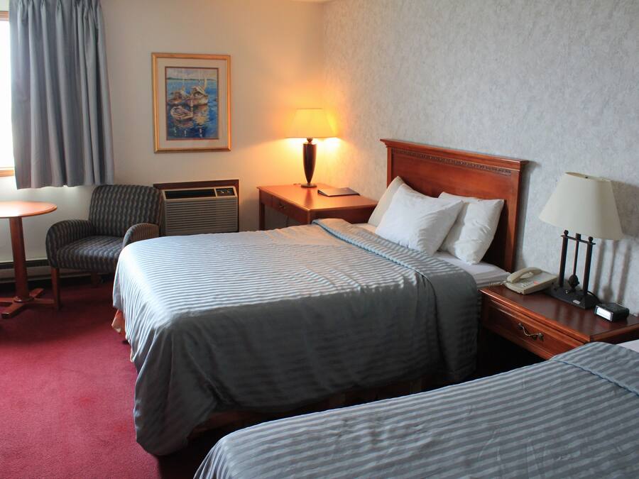 Standard Room, 2 Double Beds, Non Smoking | Premium bedding, iron/ironing board, free WiFi, bed sheets
