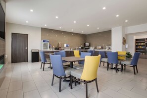 Desayuno completo incluido todos los días