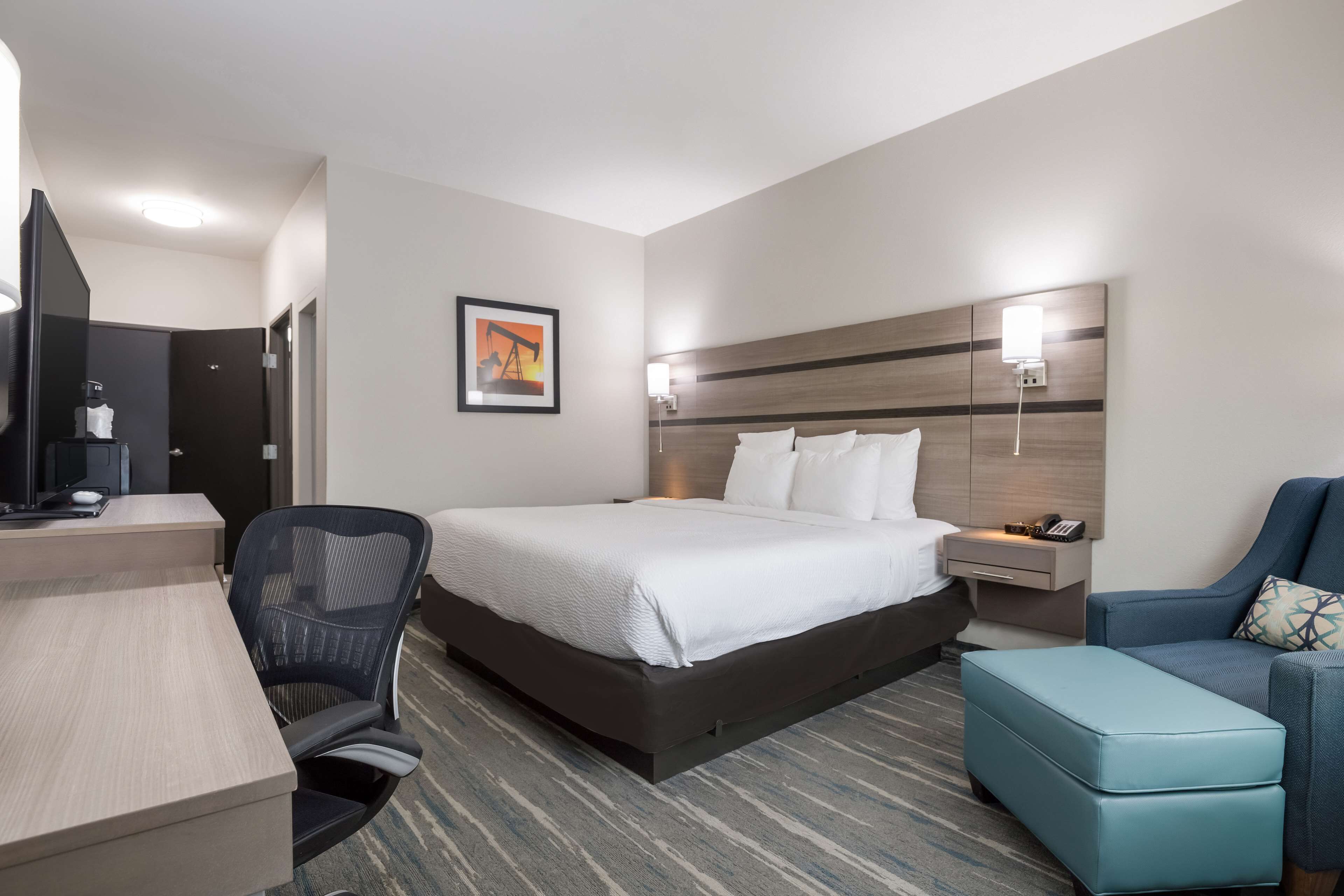 desk, laptop workspace, iron/ironing board, free cots/infant beds