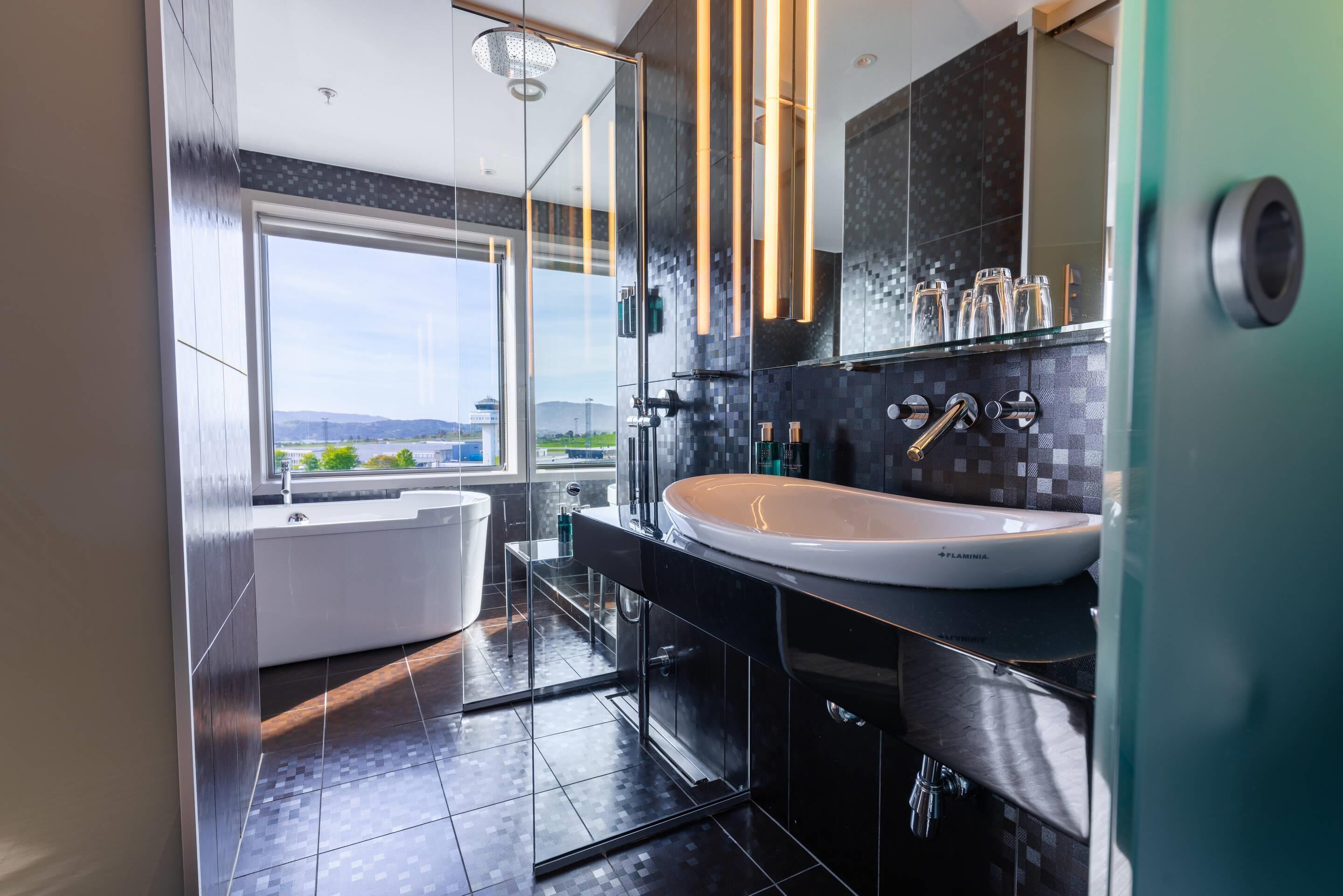 Photo - Clarion Hotel Bergen Airport