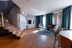 Minibar, desk, blackout drapes, soundproofing