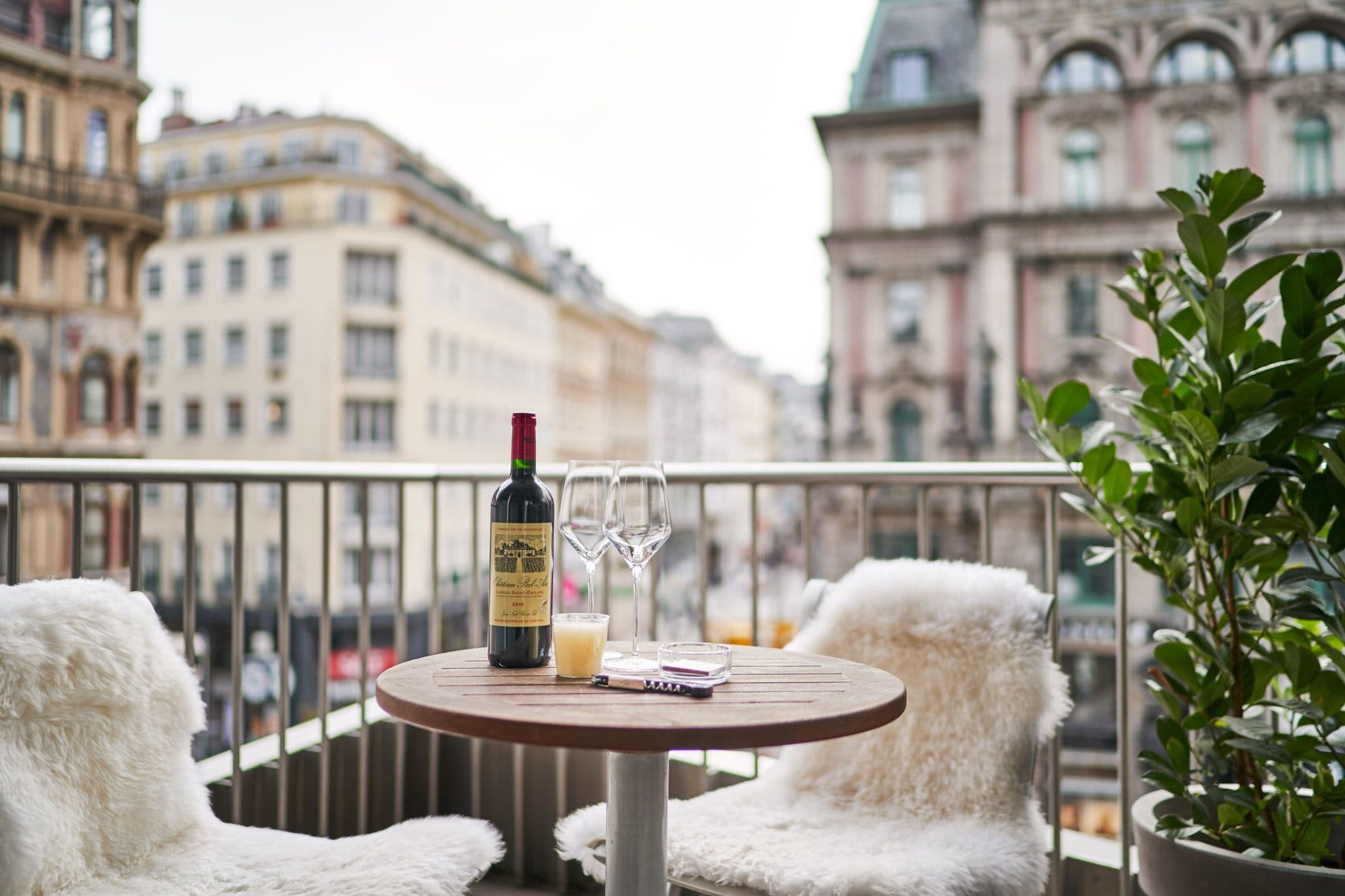 junior suite, balcony, city view | terrace/patio