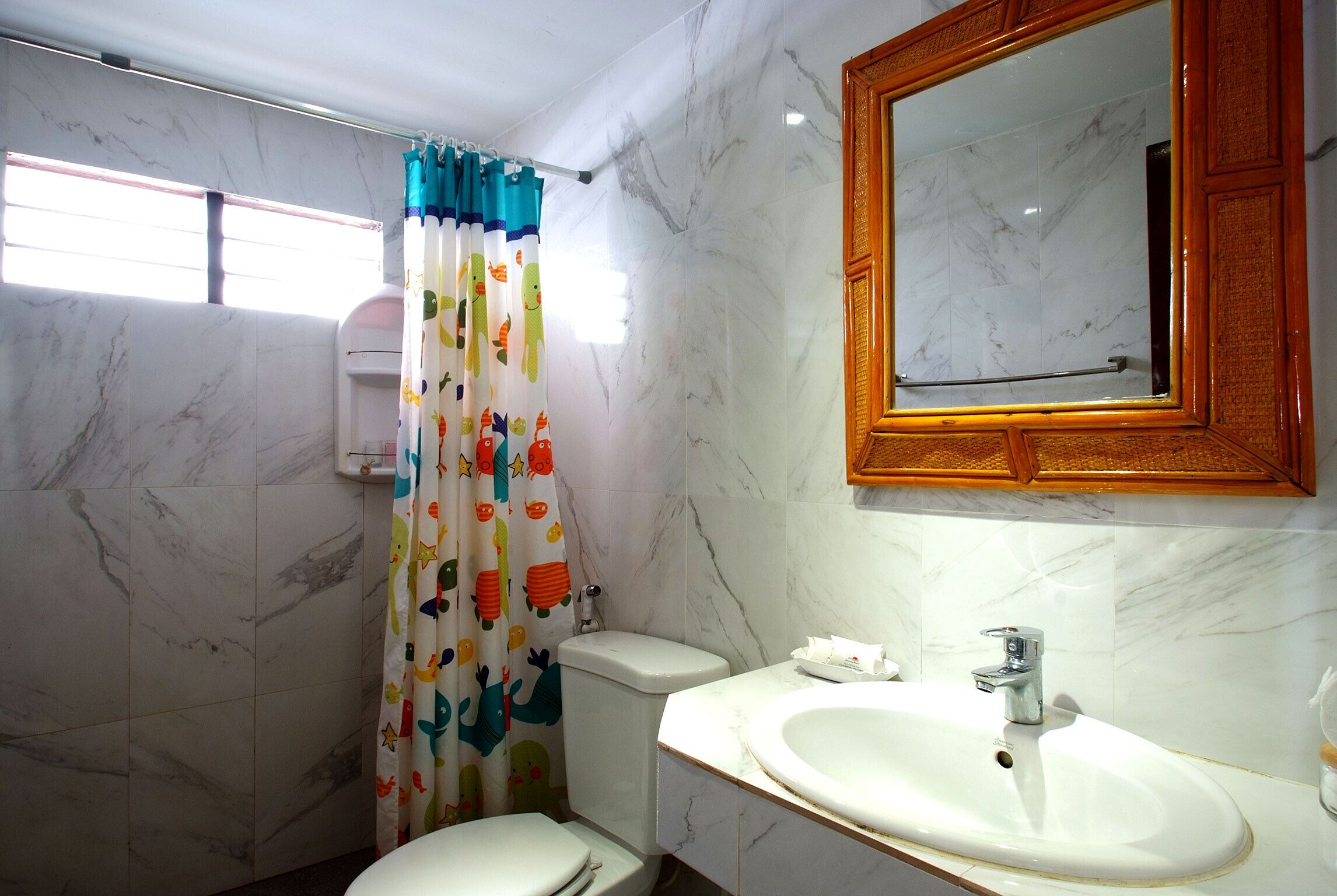 Bathroom sink
