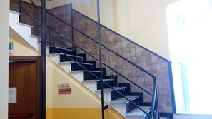 Staircase - Hotel Le Tre Stazioni (Genoa)