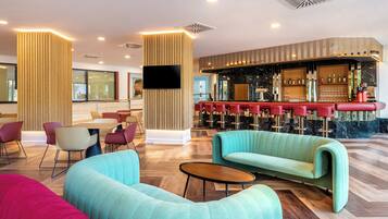 2 barer/lounger og bassengbar