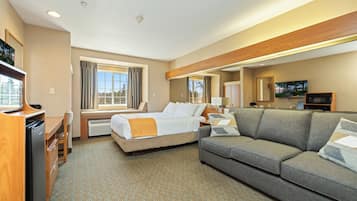 Quarto luxo, 1 cama Queen e sofá-cama | Cofres nos quartos, escrivaninha, ferros/tábuas de passar roupa