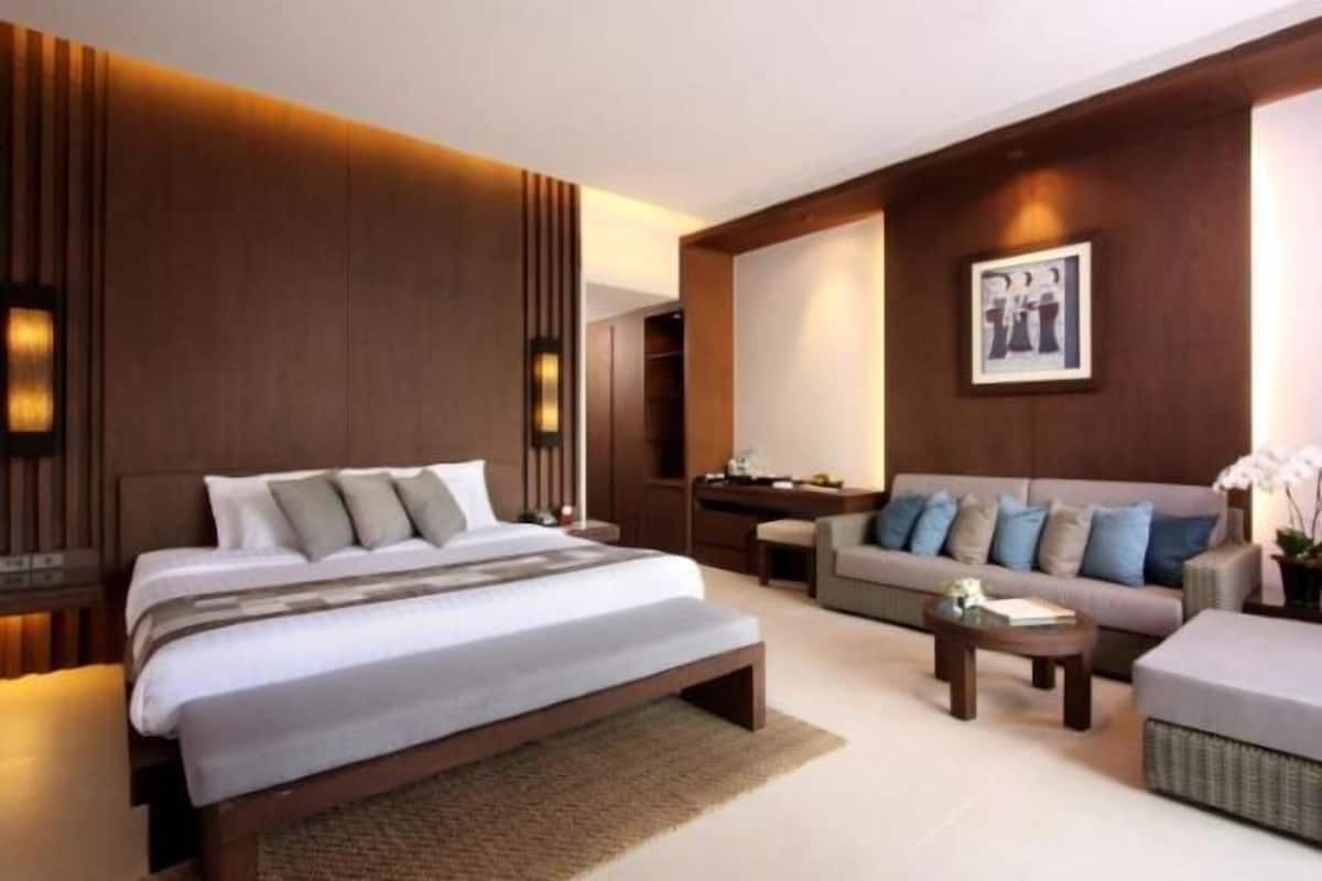 Minibar, coffre-fort, bureau, accès au Wi-Fi (inclus)