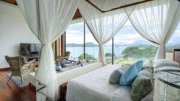 The Cape Absolute Suite | Minibar, coffres-forts dans les chambres, bureau, Wi-Fi gratuit