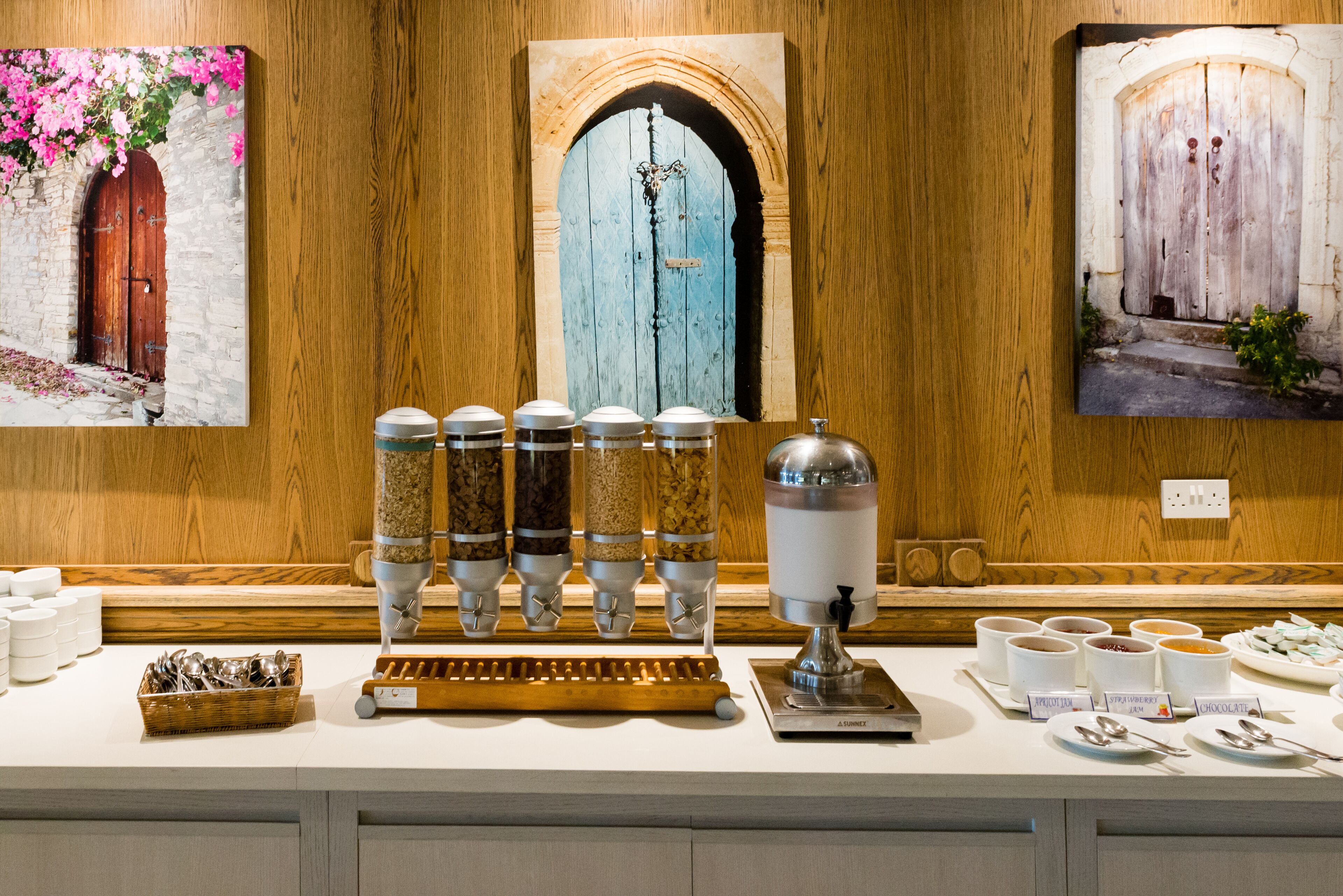 daily buffet breakfast (eur 14 per person)