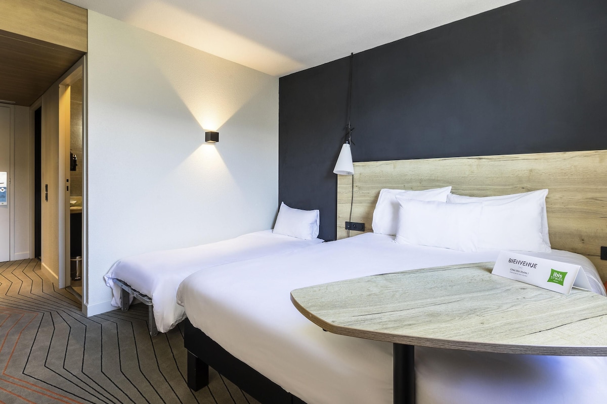 Room, Multiple Beds | 1 bedroom, premium bedding, pillowtop beds, laptop workspace