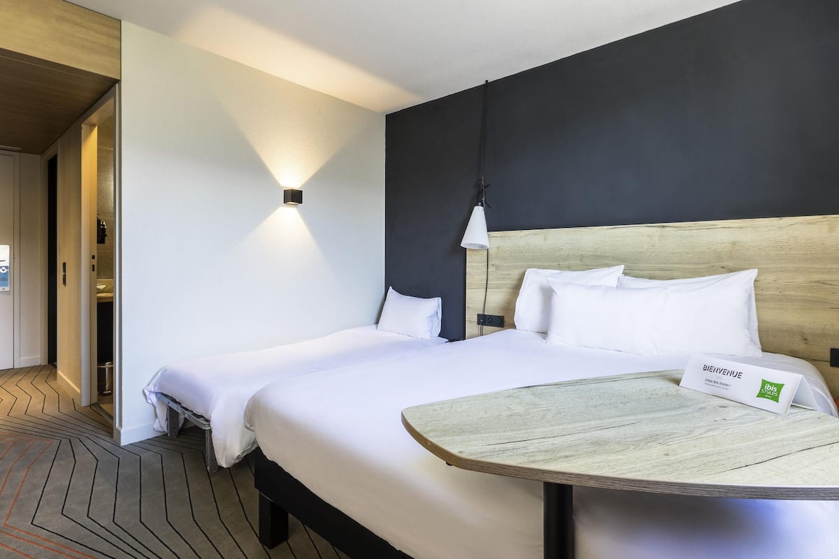 room, multiple beds | 1 bedroom, premium bedding, pillow-top beds, laptop workspace