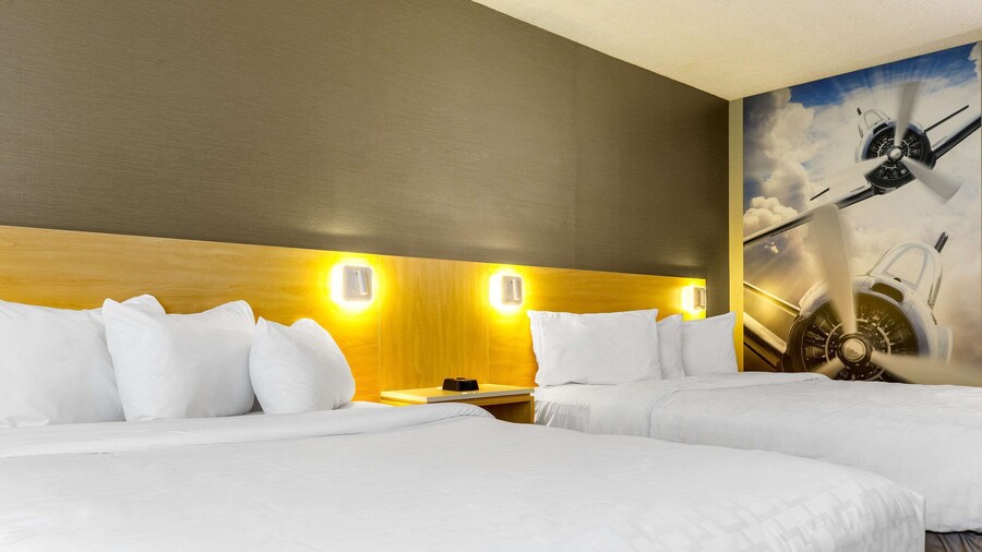 Clarion Pointe Quebec Airport