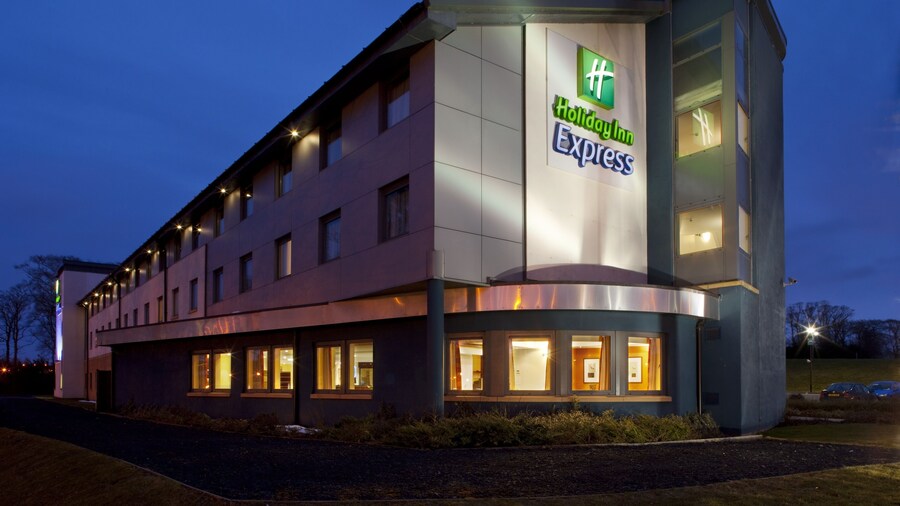 Holiday Inn Express Dunfermline by IHG