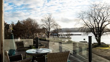 Double or Twin Room with sofa bed | Desk, free WiFi, bed sheets