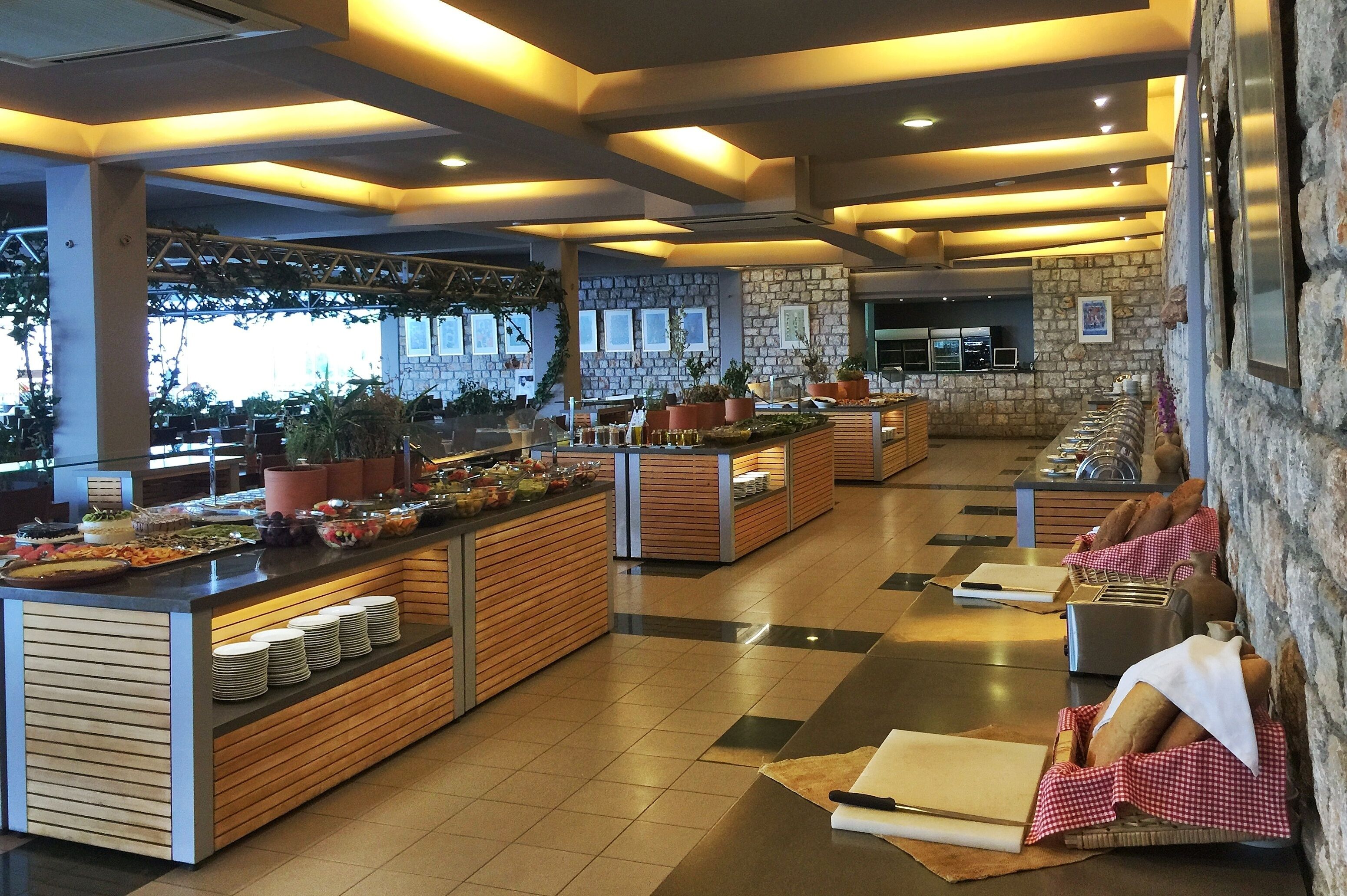 daily buffet breakfast (eur 14 per person)